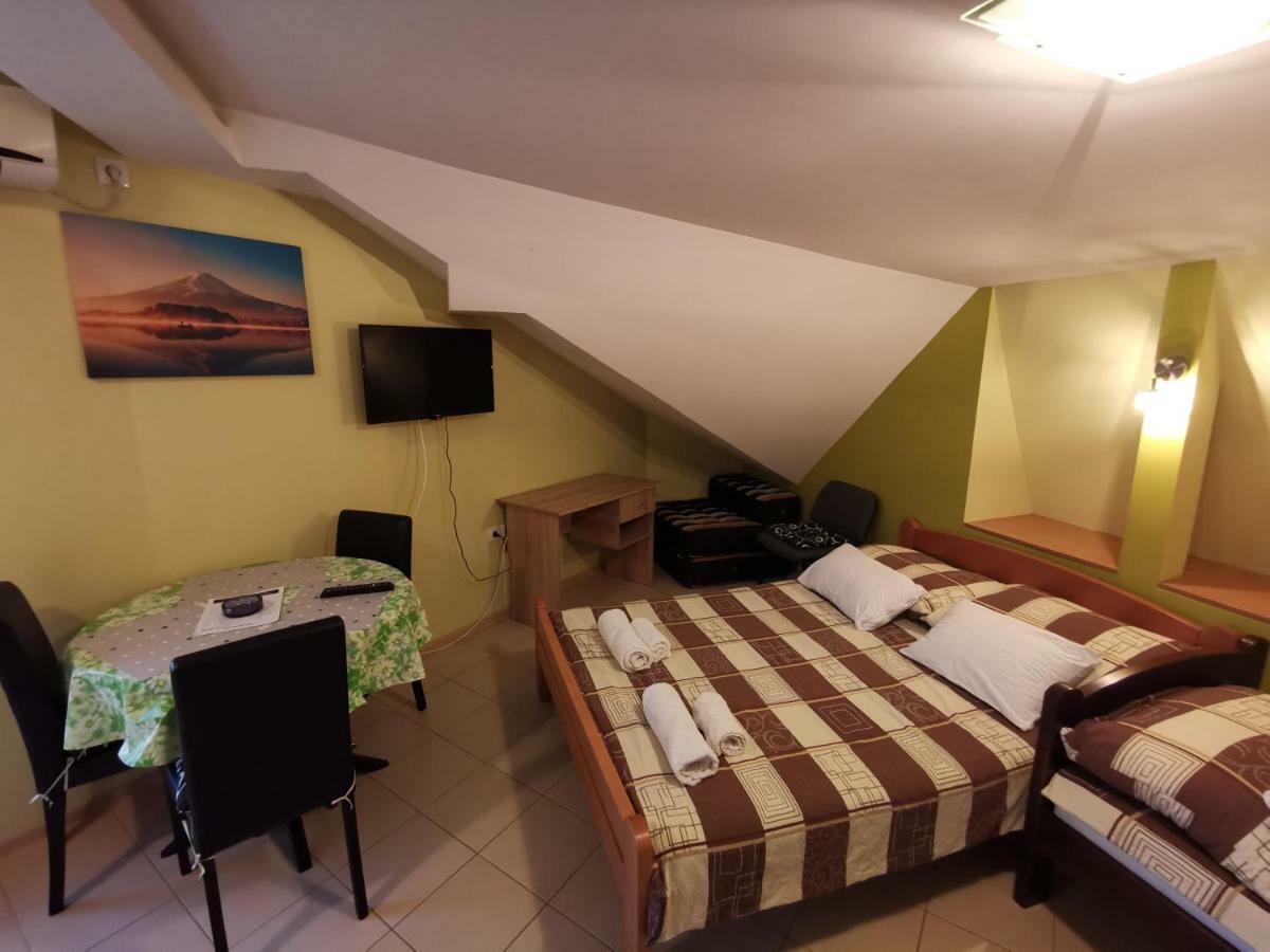 Apartments Popovic Beograd Værelse billede